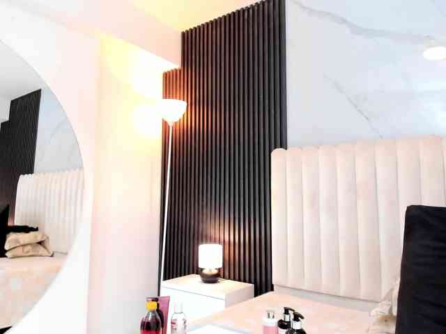 Samantha-Claus webcam