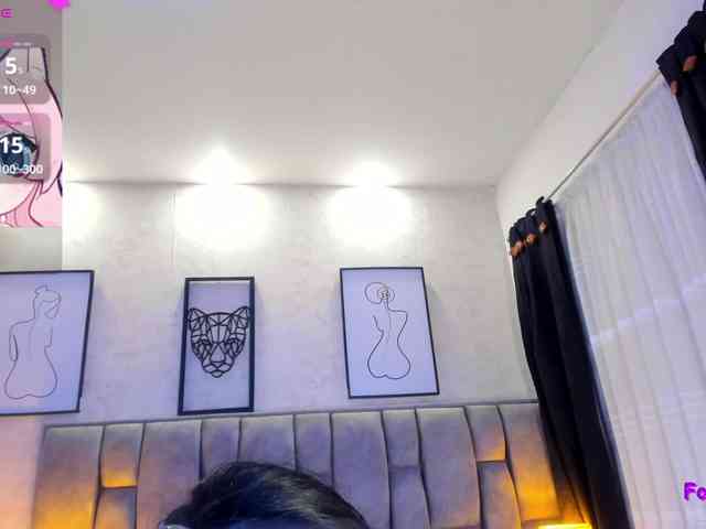 Megaan-Lee webcam