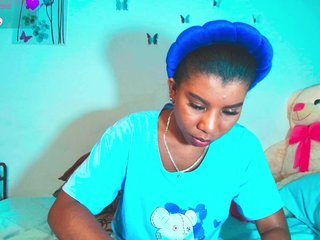 Yvonejoness Porn Show