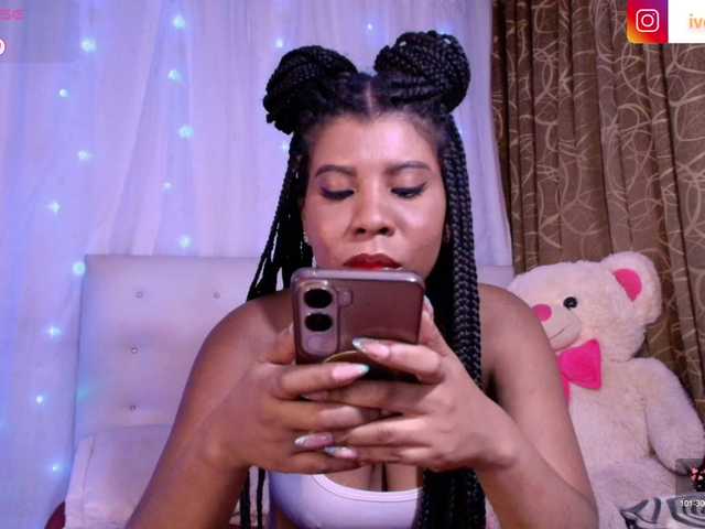 Ivonjoness's BongaCams show and profile
