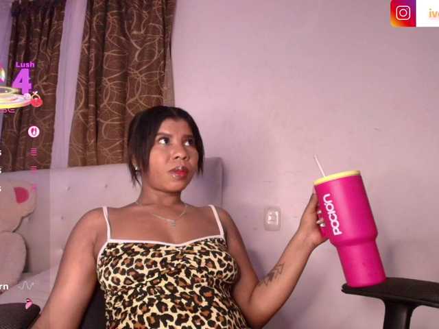 Ivonjoness's BongaCams show and profile