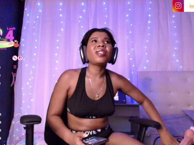 Ivonjoness's BongaCams show and profile