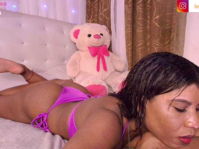 Ivonjoness's BongaCams show and profile