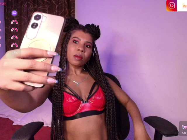 Ivonjoness's BongaCams show and profile