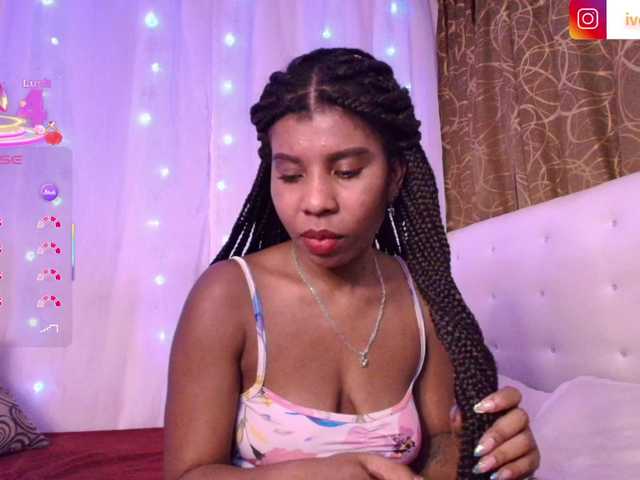 Ivonjoness's BongaCams show and profile