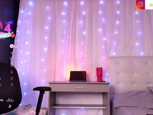 Ivonjoness's BongaCams show and profile