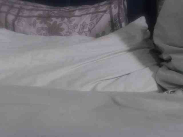 LucyWyild webcam