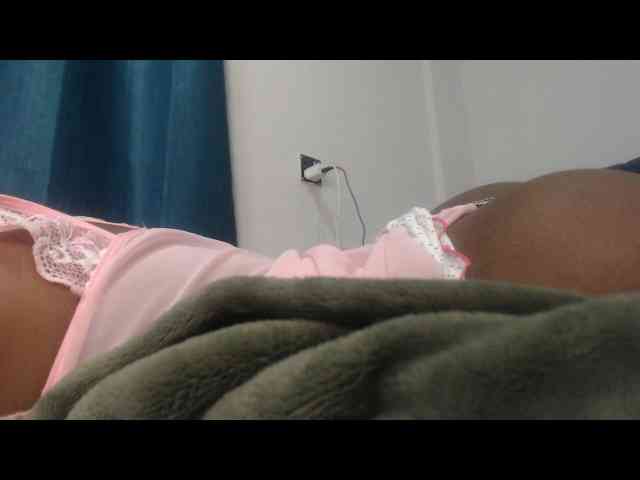 LucyWyild webcam