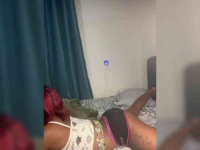 LucyWyild webcam