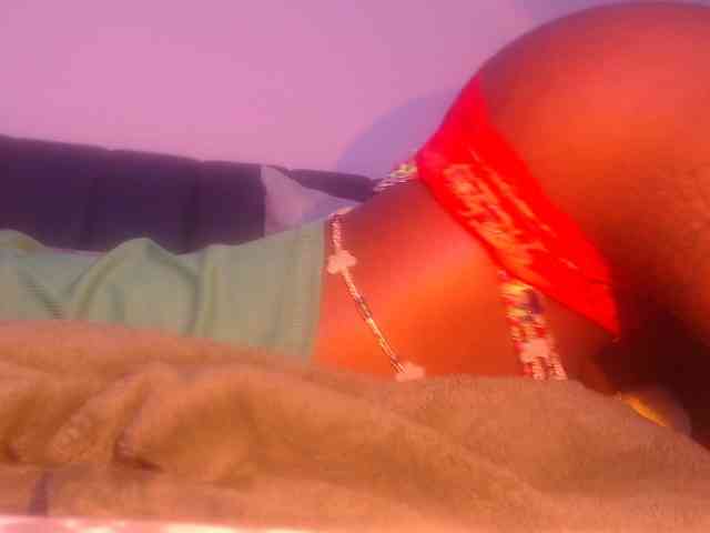 LucyWyild webcam