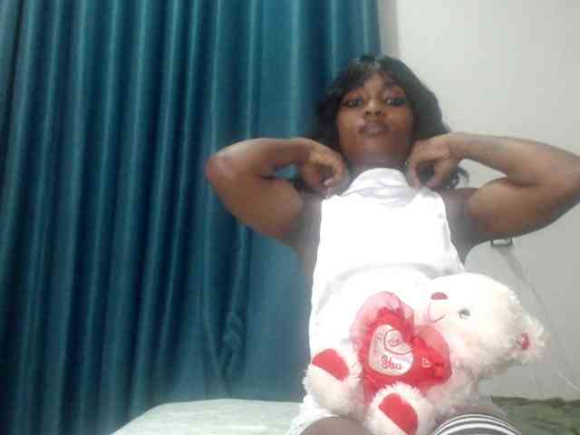 LucyWyild webcam