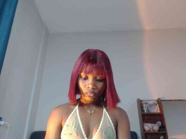 LucyWyild webcam