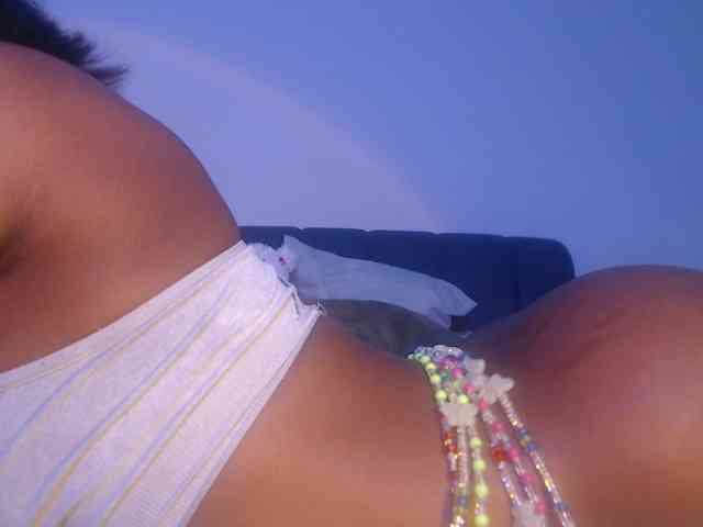 LucyWyild webcam