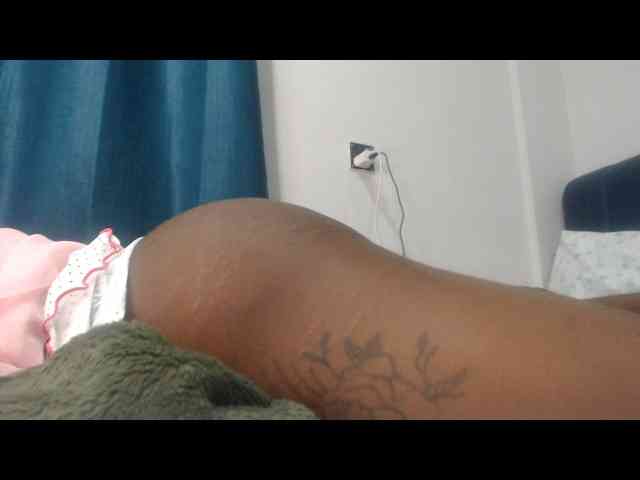 LucyWyild webcam