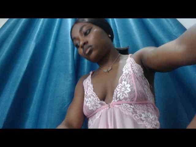 LucyWyild webcam