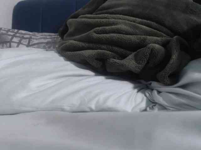 LucyWyild webcam