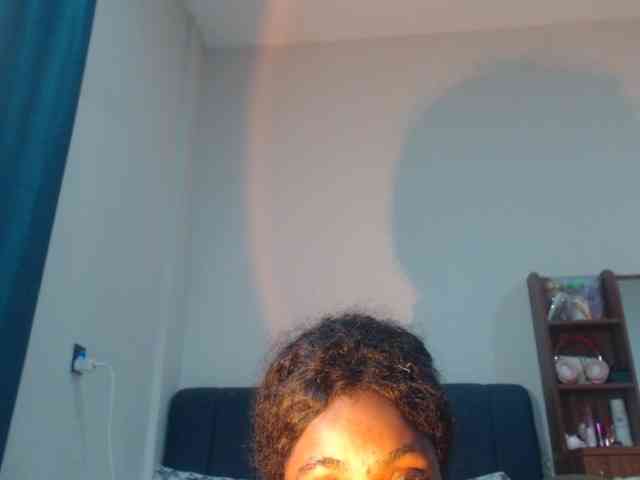 LucyWyild webcam