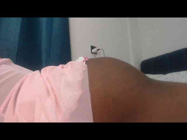 LucyWyild webcam