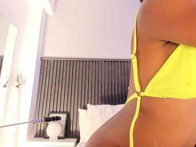 Модель: AmyyRosse