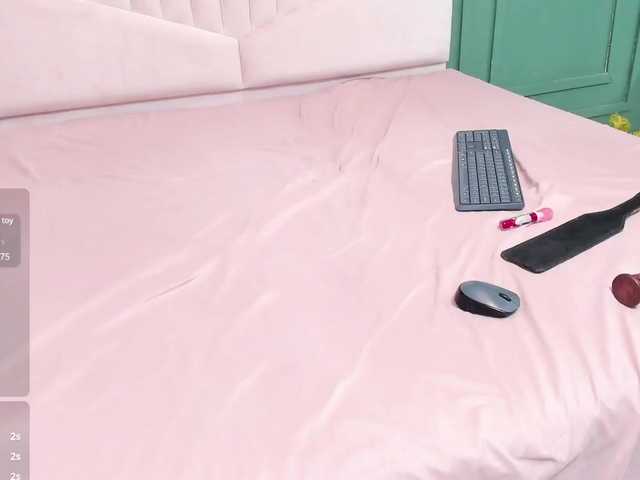  Naomii-Cooper chat room