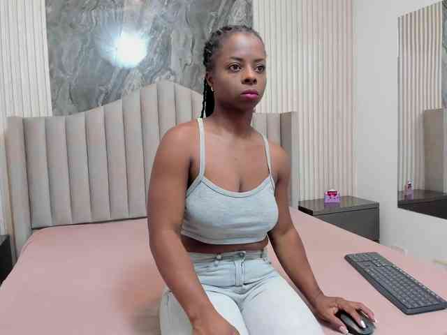 Naomii-Cooper webcam