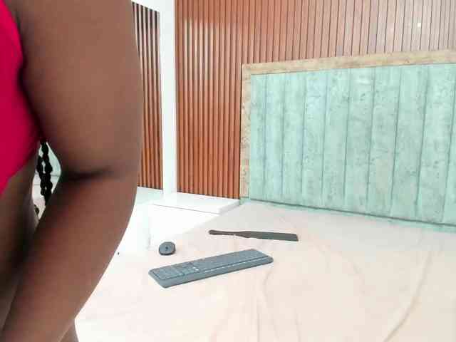 Naomii-Cooper webcam