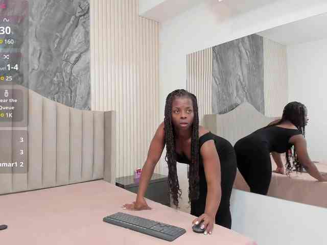 Naomii-Cooper webcam