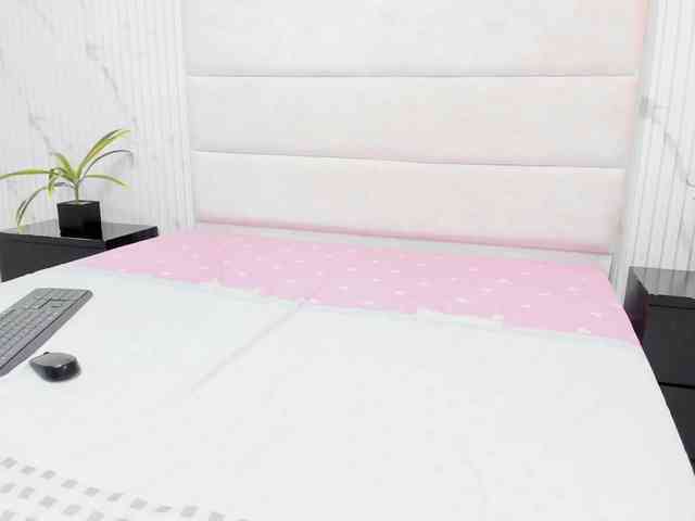 Naomii-Cooper webcam
