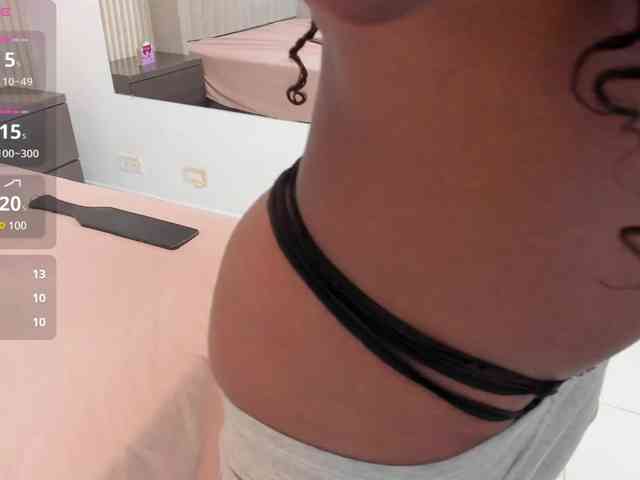Naomii-Cooper webcam