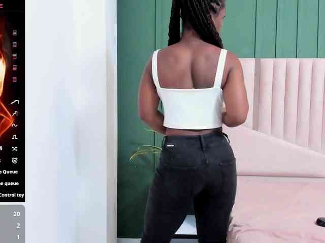 Naomii-Cooper webcam