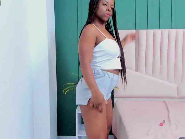 Naomii-Cooper webcam