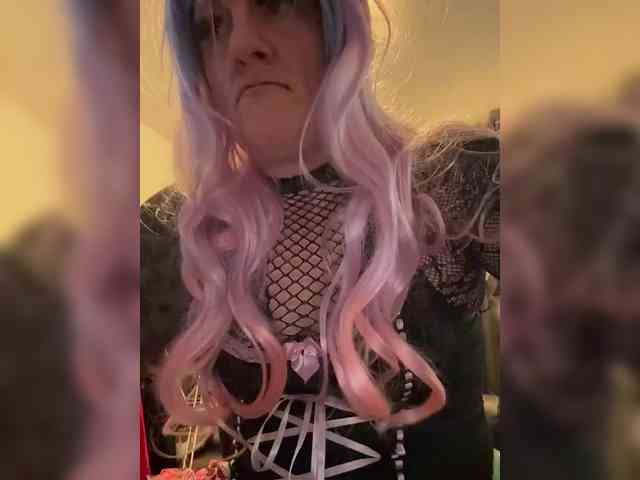 Krystalis503 Live Webcam on BongaCams