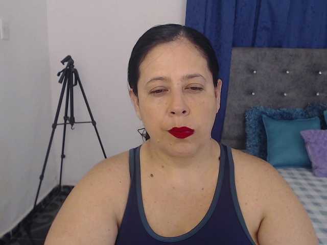 karlaton1977's BongaCams show and profile