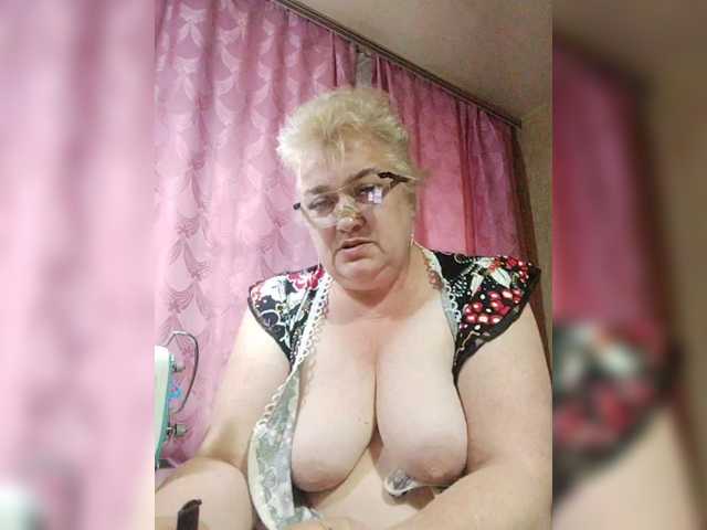 EugeniaLady chat room