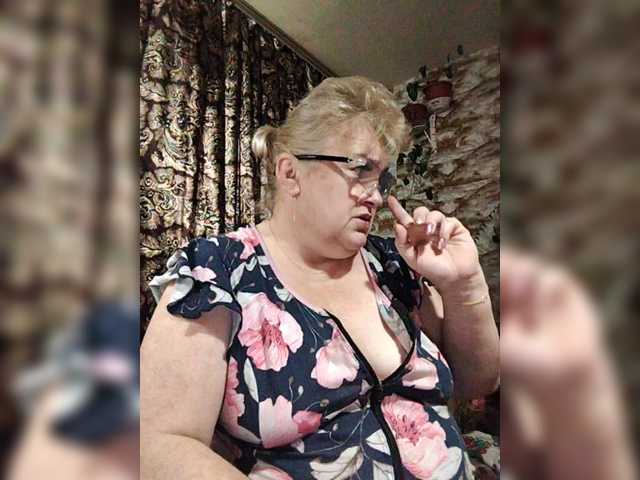  EugeniaLady chat room