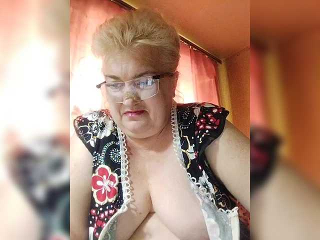  EugeniaLady chat room