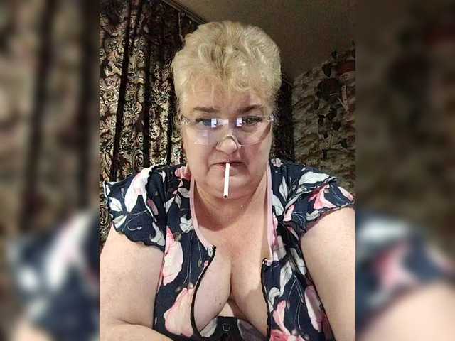 EugeniaLady's BongaCams show and profile