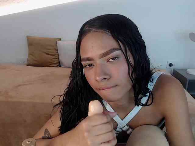 thiny-sweet webcam