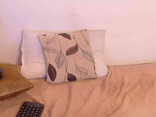 thiny-sweet webcam