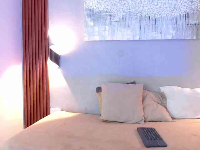 thiny-sweet webcam