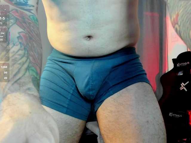 FLC – webcam model profile photo