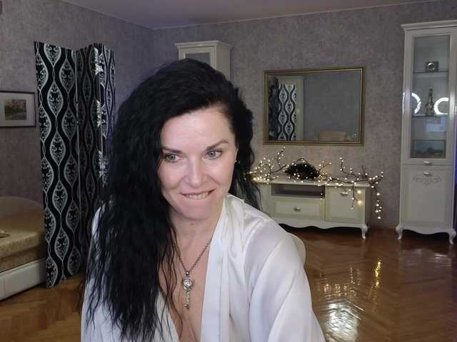 LinaaJoy's BongaCams show and profile