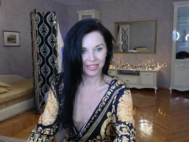 LinaaJoy's BongaCams show and profile