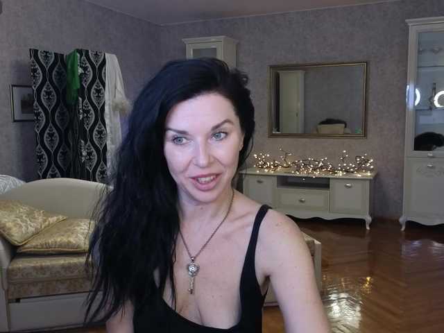 LinaaJoy's BongaCams show and profile