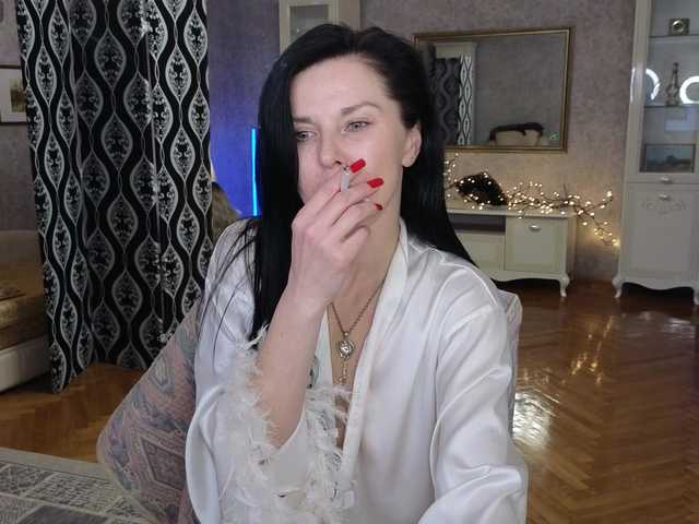 LinaaJoy's BongaCams show and profile