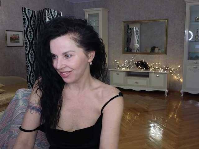 LinaaJoy's BongaCams show and profile