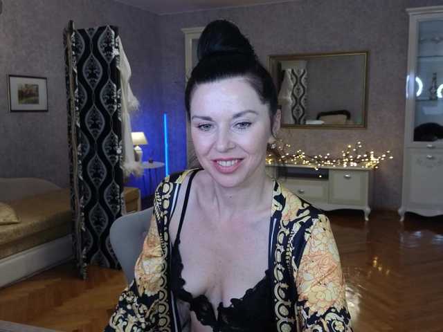 LinaaJoy's BongaCams show and profile