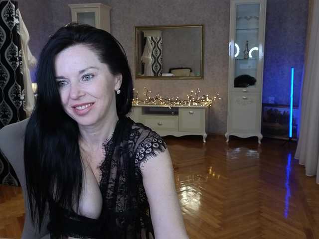 LinaaJoy's BongaCams show and profile