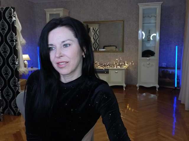 LinaaJoy's BongaCams show and profile