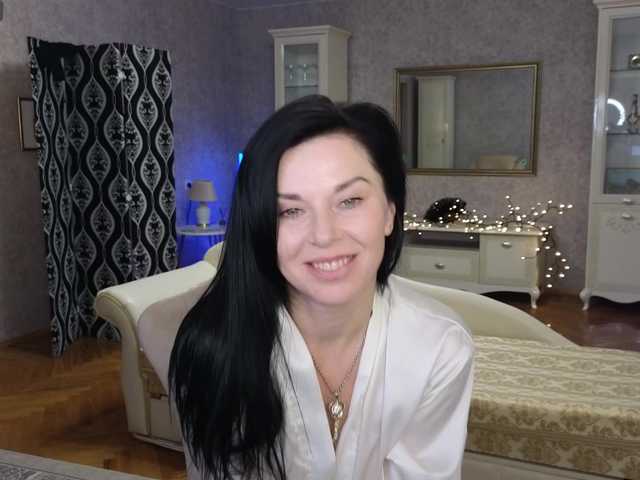 LinaaJoy's BongaCams show and profile